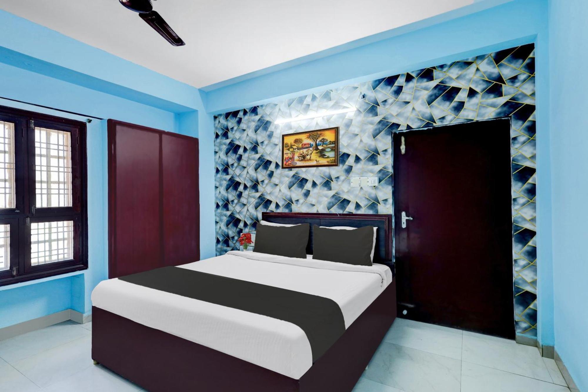 OYO 76010 Hotel Jayalakshmi Residency Tirupati Bagian luar foto
